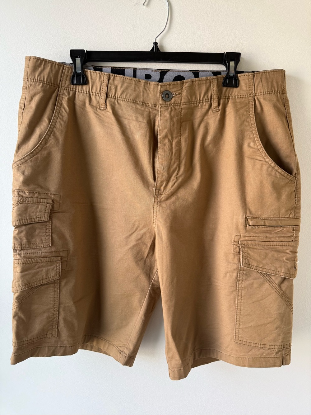 Men's Cargo Shorts — Classic Tan Utility Style